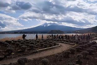 中甲大连英博官方：中后卫晋鹏翔加盟球队